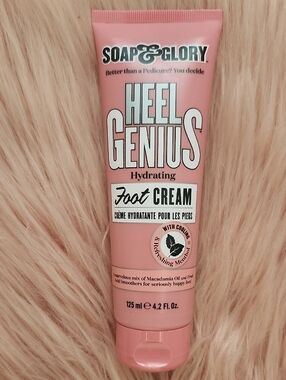 Brand New SOAP & GLORY HEEL GENIUS HYDRATING FOOT CREAM